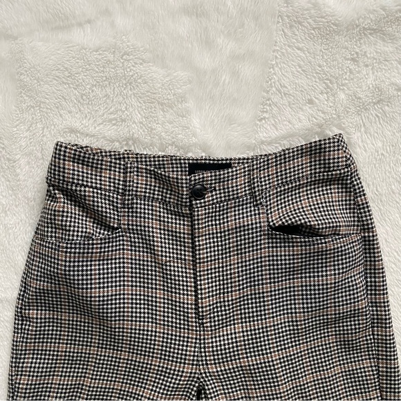URBAN OUTFITTERS | B&W plaid straight leg pants - Picture 3 of 6